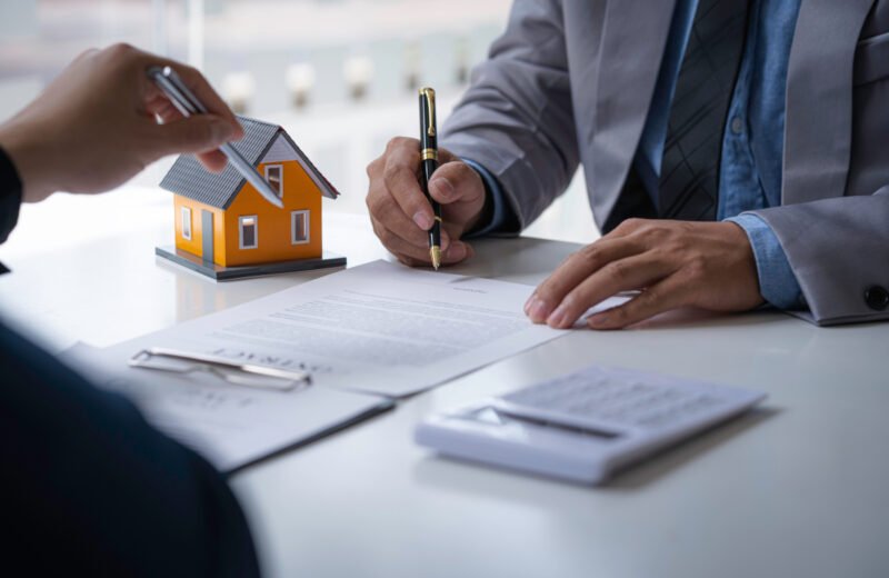 Νομικός Έλεγχος Τίτλων